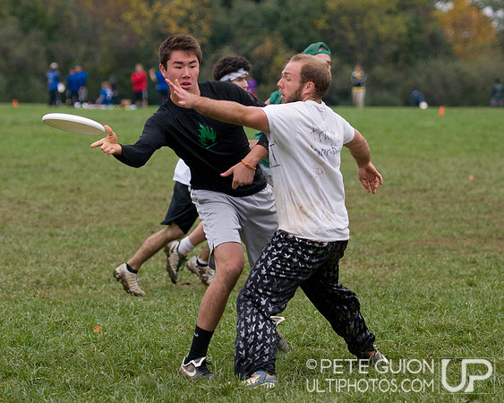 Round 2 Pool Play action from Patriot Games 2011.