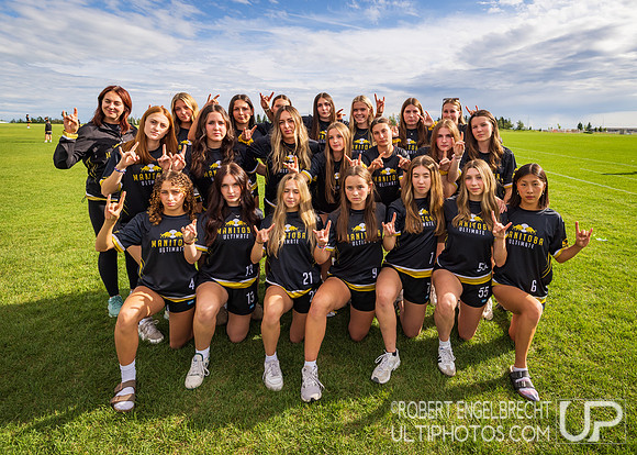 Team Manitoba - Team Photo . Edmonton, AB: Canadian Ultimate Jun