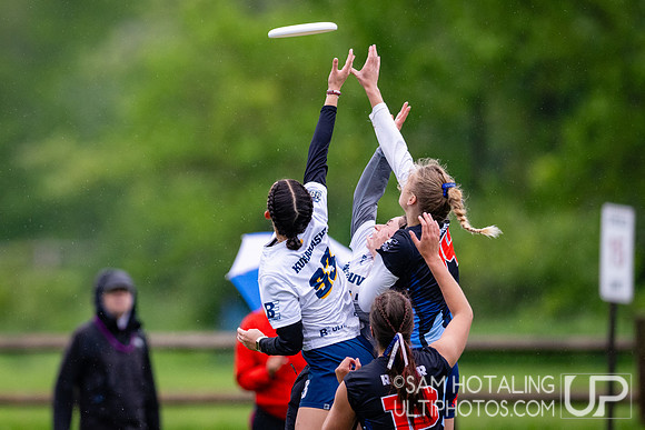 Pre-quarterfinals at USAU DI College Championships