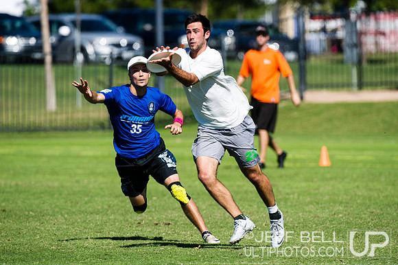 USAU_Nationals_2013_Thursday_20131017_141437_JBP1705