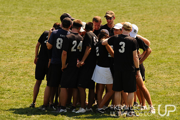 Sunday Elite Mixed Playoffs action -- Chesapeake Open 2010