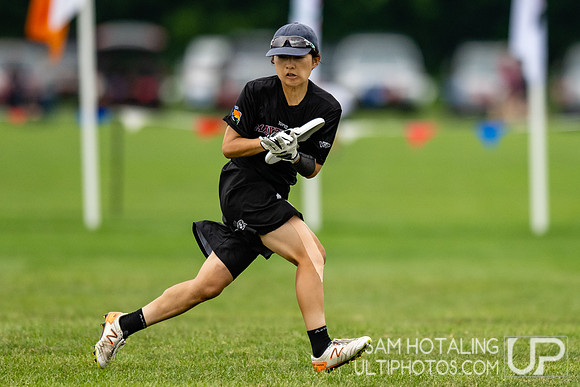 TOKYO Mavericks vs MUD in pool play at World Ultimate Club Championships