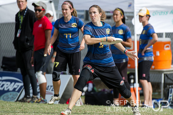 USAU_Nationals_2013_Sunday_20131020_115354_JBP12042