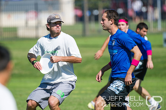 USAU_Nationals_2013_Thursday_20131017_141853_JBP1716