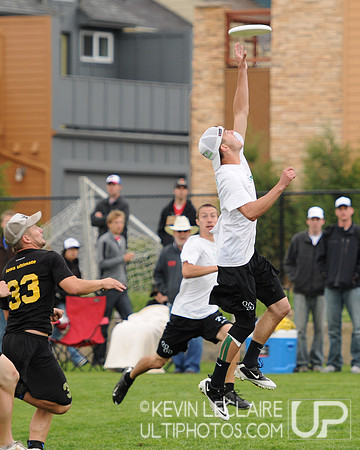 Sunday Photo Highlights Preview -- 2011 USAU College Championship
