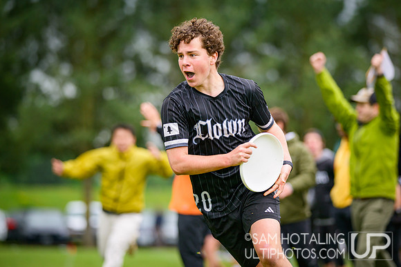 Sunday highlights from USAU D-III College Championships