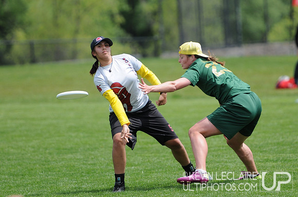 Saturday Photo Highlights Preview -- 2011 USAU College Championships
