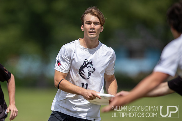Day 1 of the USA Ultimate D-I College Championships