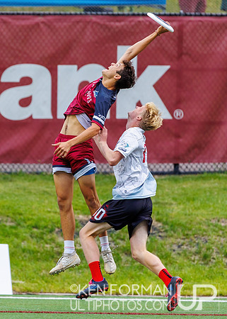 Action from Colorado  Summit vs. Los Angeles Aviators.
