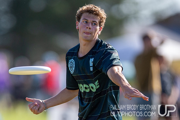 Day 2 of the USA Ultimate D-I College Championships