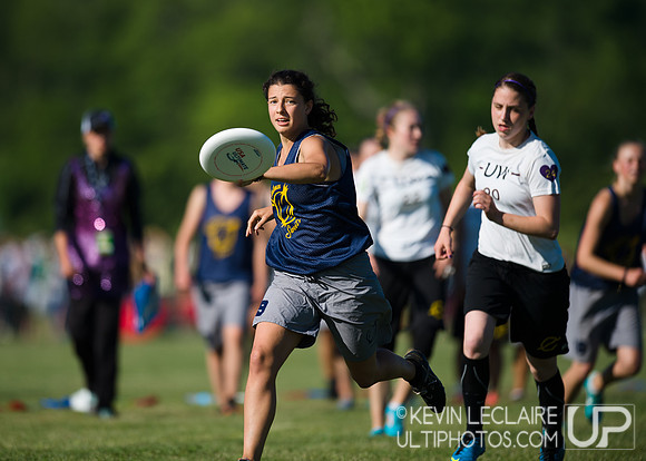 2014 USAU D-I College Champs Saturday Round 1 Action