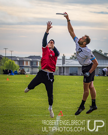 Edmonton, AB: Canadian Ultimate Seniors Championships 2025. Saturday, Aug. 16