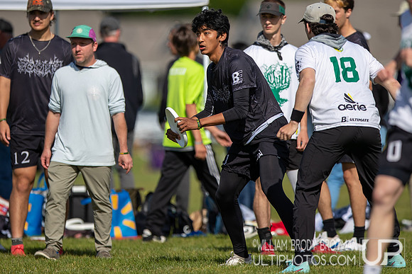 Day 2 of the USA Ultimate D-I College Championships