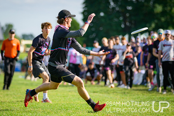 Sunday highlights from USAU D-III College Championships