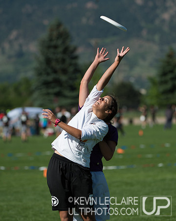 2012 USAU D-I College Championships Sunday Action