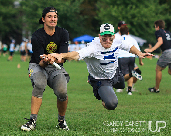 Saturday Action - 2016 USAU Northeast Regionals