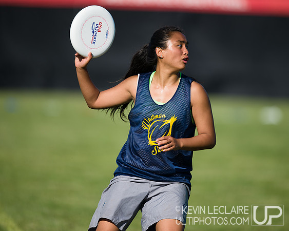 2014 USAU D-I College Champs Saturday Round 1 Action