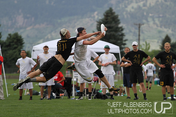 Friday Open Division action from 2012 College Nationals