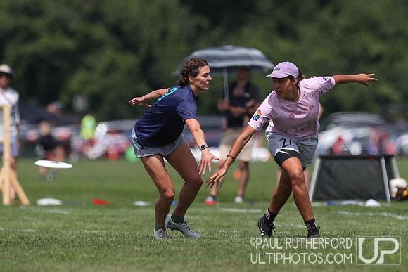Lunch Box Ultimate Club and Hybrid at the 2022 World Ultimate Club Championships