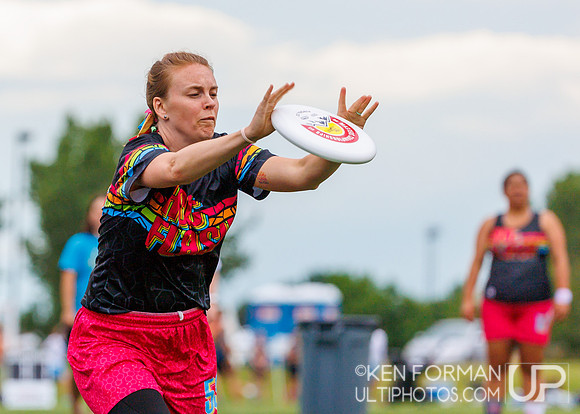 Hot Flash vs. Molly Grey