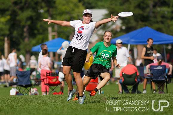 Saturday - Mixed Semifinals - 2016 USAU Northeast Regionals