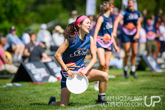 Saturday pool play at USAU D-I College Championships