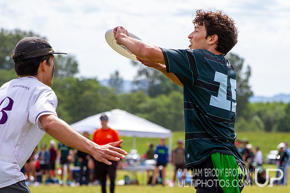 Day 3 of the USA Ultimate D-I College Championships