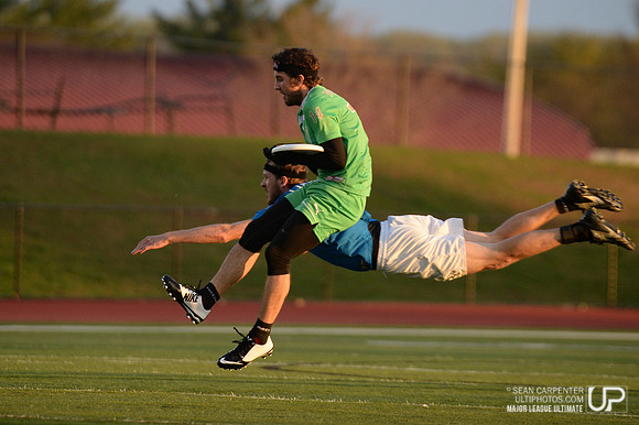 MLU Spinners vs. Rumble