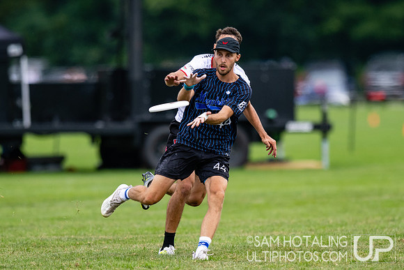 CUSB Open vs Mephisto in pool play at World Ultimate Club Championships