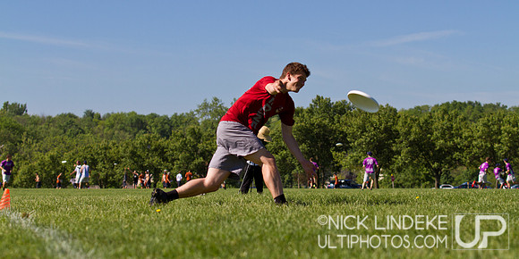 2014 USAU D-I College Champs Saturday Action