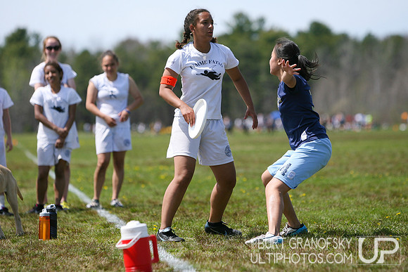 Sunday Action, Girls -- USAU 2014 HS Northeastern Championships