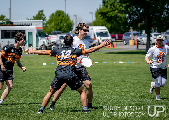 2024 USA Ultimate Division III College Championships ©