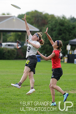 Saturday - Womens Round 1 - 2016 USAU Northeast Regionals