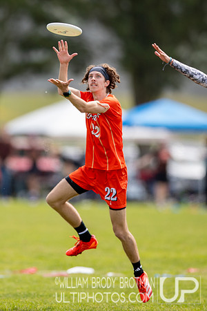 Day 1 of the USA Ultimate D-I College Championships