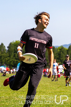 Day 2 of the USA Ultimate D-I College Championships