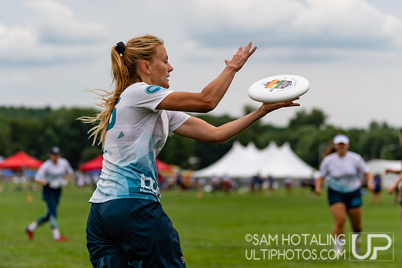 Box Vienna Ultimate vs Chicago Nemesis in pool play at World Ultimate Club Championships