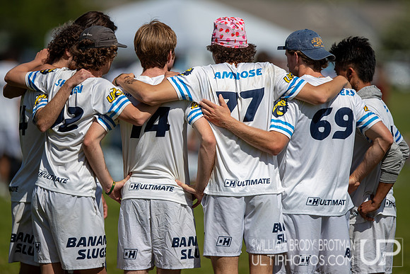 Day 2 of the USA Ultimate D-I College Championships