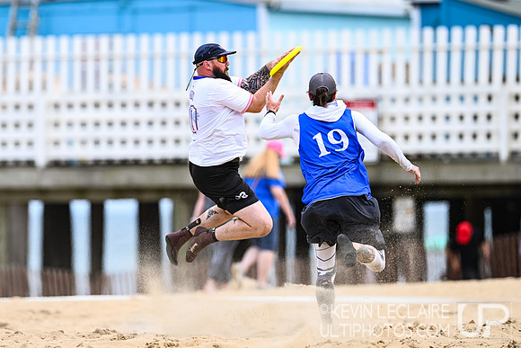 Sunday Action - 2025 Beach Championships