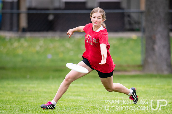 Pool play round III at DiscNW Spring Reign