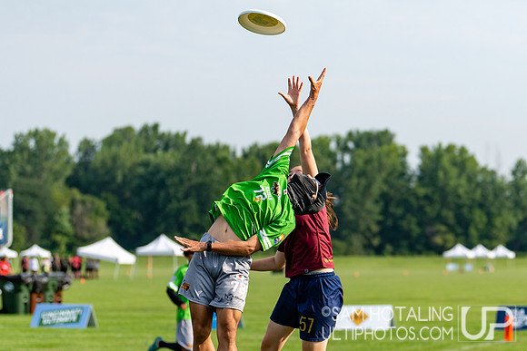 GRUT vs RATELS in pool play at World Ultimate Club Championships