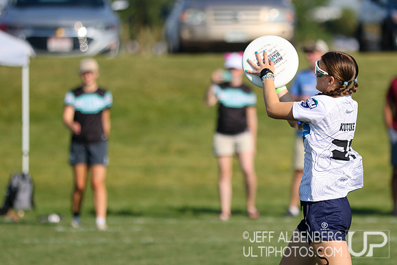 Pool play at USAU Youth Club Championships