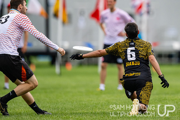 Charrúa vs Eintracht Frankfurt in pool play at World Ultimate Club Championships