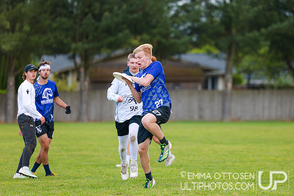 Sunday full coverage from USAU D-IIII College Championships: Round 2