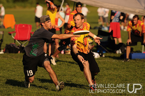 Saturday Elite Open division action -- Chesapeake Open 2010