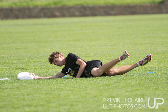 2012 USAU D-I College Championships Saturday Action
