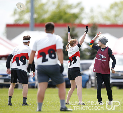 Day 2 of USA Ultimate 2022 D-III College Championships