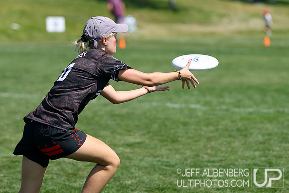 Pool play at USAU Youth Club Championships