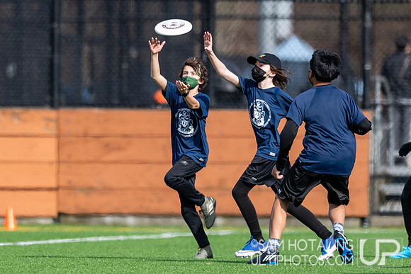 Youth ultimate frisbee at Seven Hills Invite