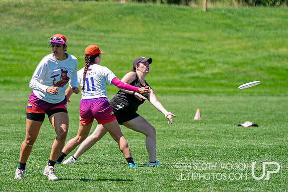 Masters - Womens: Spanglish v. Winded City