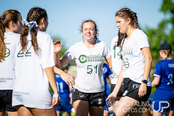 Women’s pool play at USAU DI College Championships